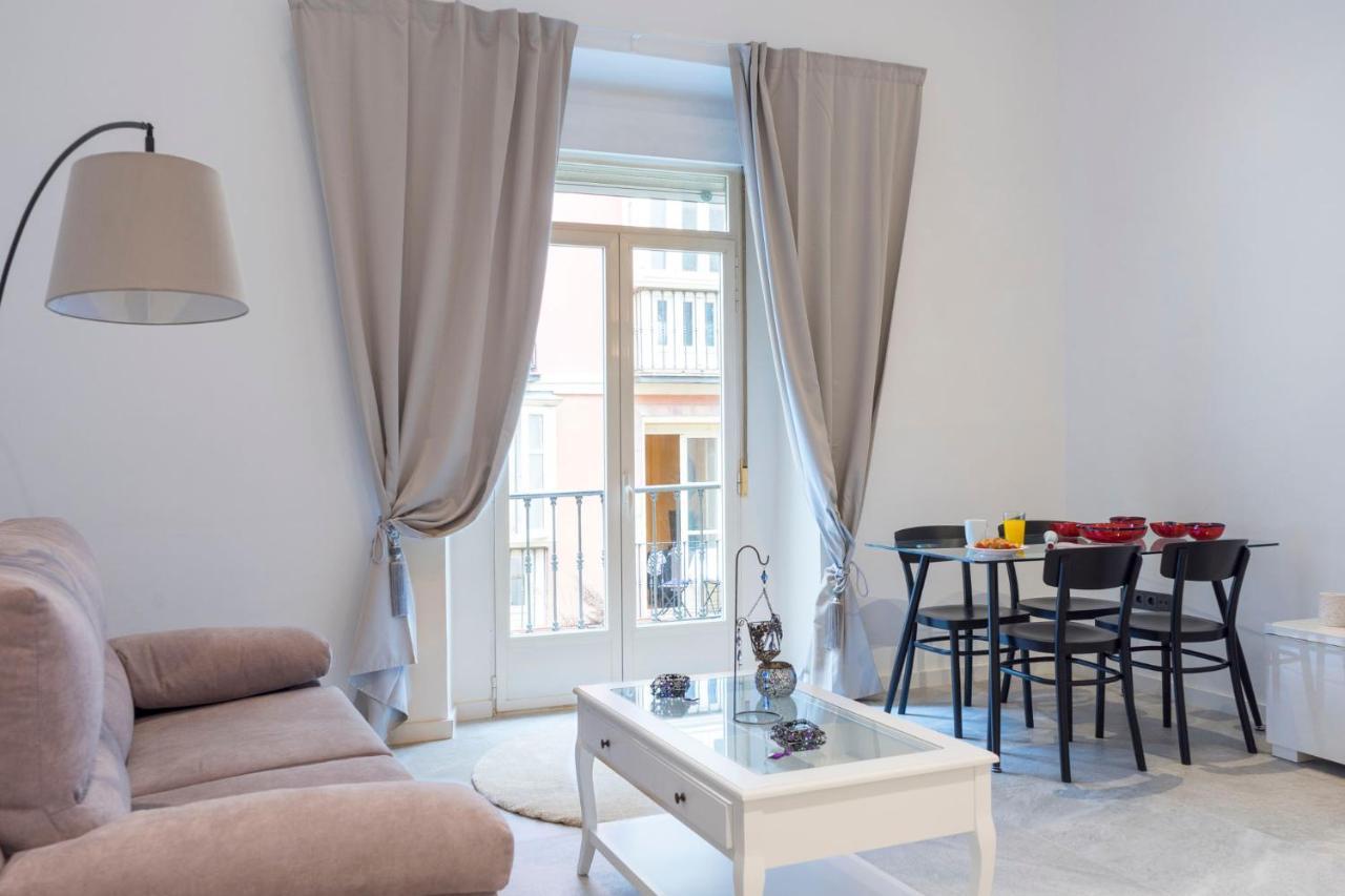 Acogedor Apartamento En Pleno Centro De Malaga By Sharingco Apartment Ngoại thất bức ảnh