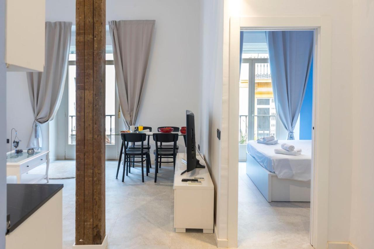 Acogedor Apartamento En Pleno Centro De Malaga By Sharingco Apartment Ngoại thất bức ảnh
